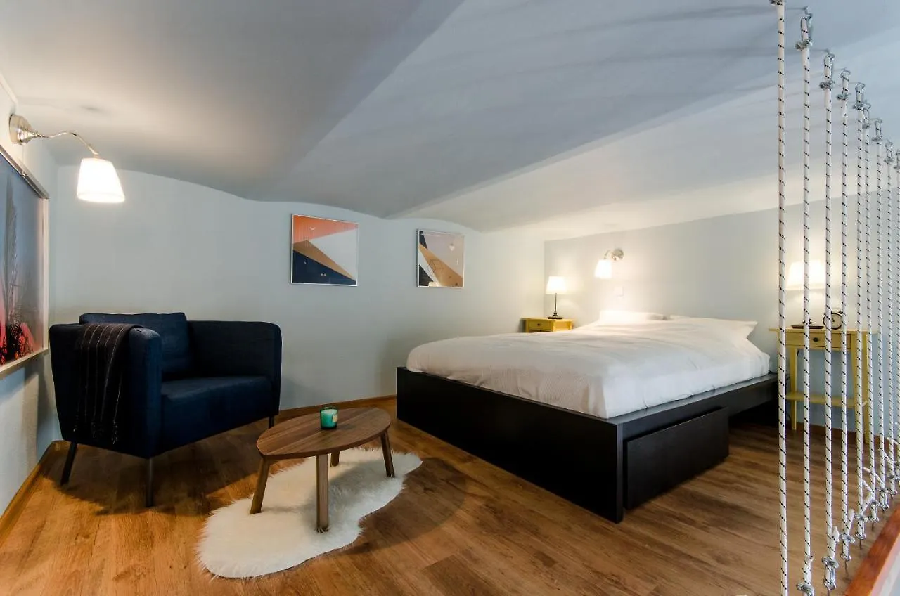 Paulay'S Studio Apartment In The City Center. Budapest