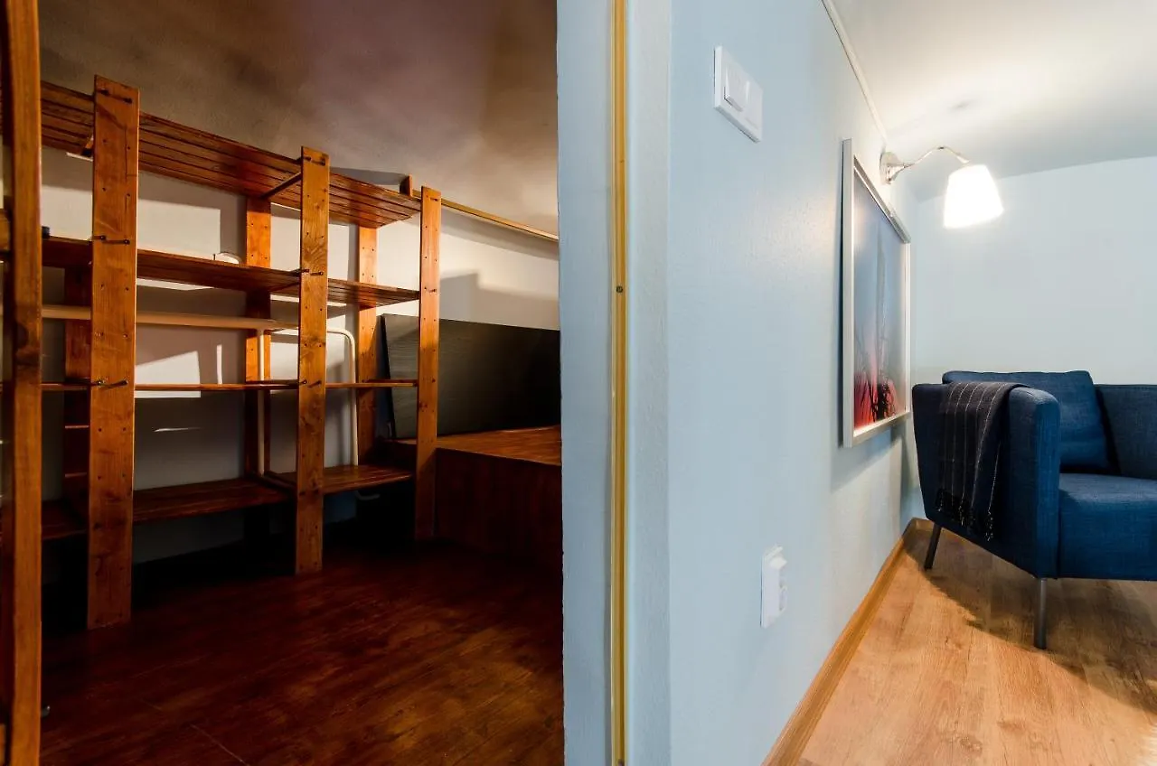 Paulay'S Studio Apartment In The City Center. Budapest