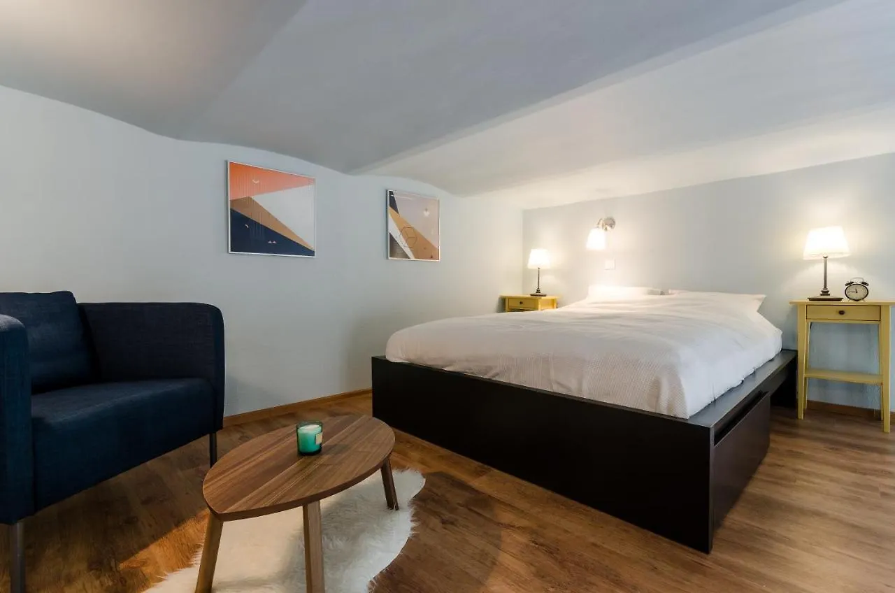 Paulay'S Studio Apartment In The City Center. Budapest