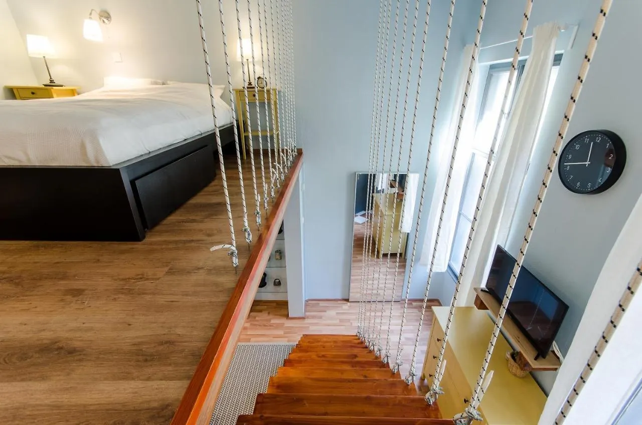 Paulay'S Studio Apartment In The City Center. Βουδαπέστη