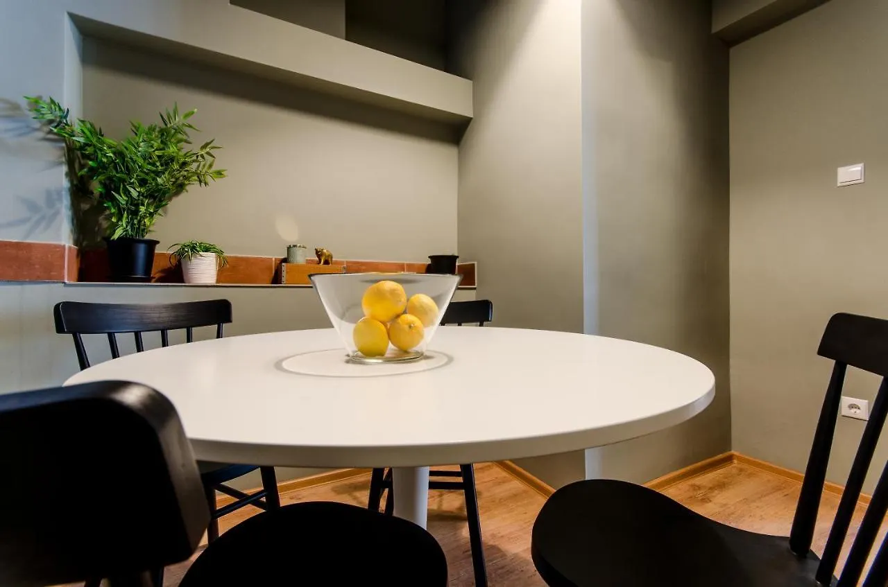 Paulay'S Studio Apartment In The City Center. Βουδαπέστη